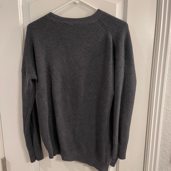 ATHLETA Asymmetrical Hem Crewneck Pullover Sweater. - Picture 6 of 7